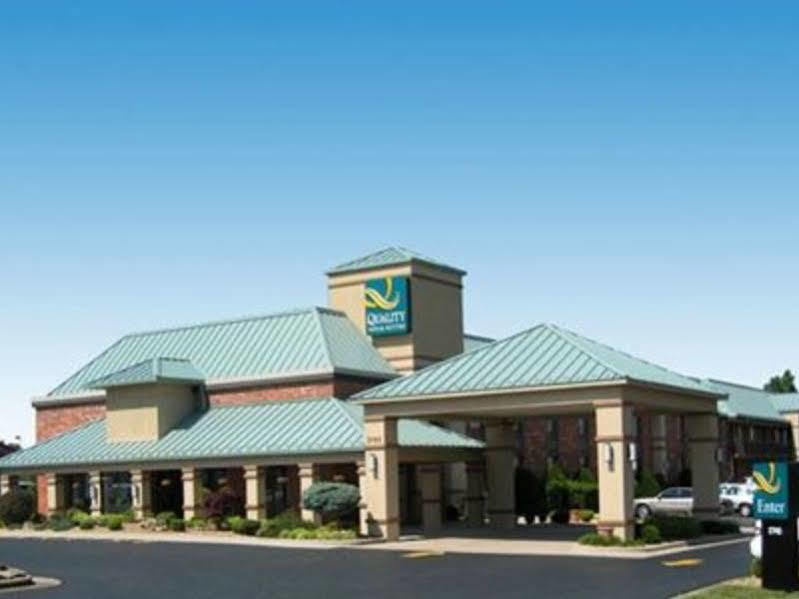 Quality Inn & Suites North Springfield Exterior foto
