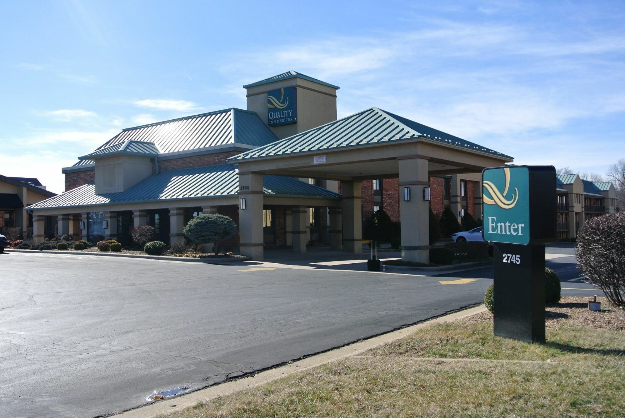 Quality Inn & Suites North Springfield Exterior foto